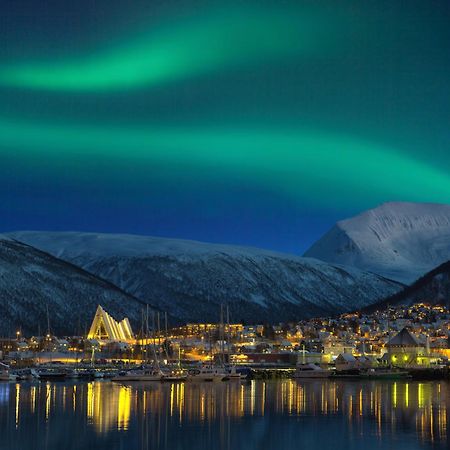 Lovely Apartment In Tromso City Centre Екстер'єр фото